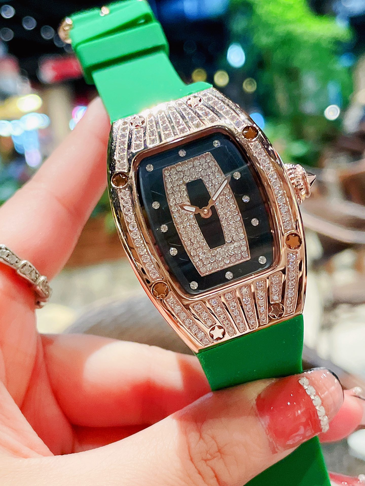 Luxury Replica Richard Mille RM 007 Ladies Diamond Set Green Strap Watch – Black Dial, Green Rubber Strap