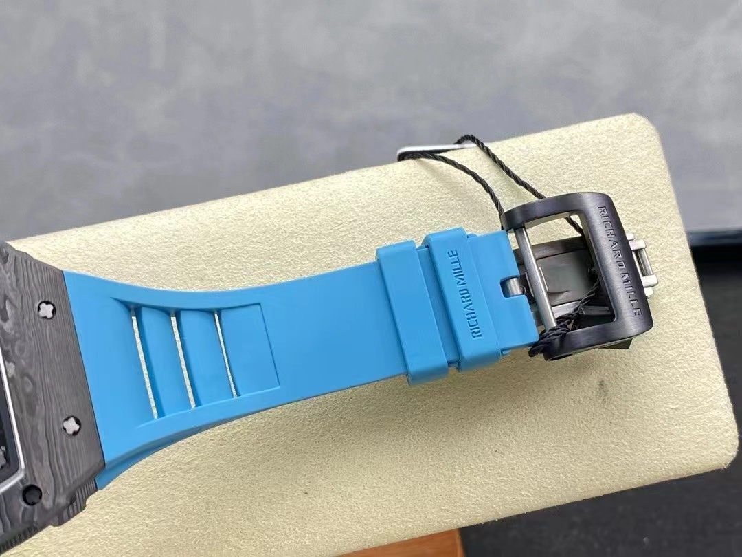 Replica Richard Mille RM 35-02 Swiss NTPT Carbon Fiber Case, Blue Rubber Strap Watch